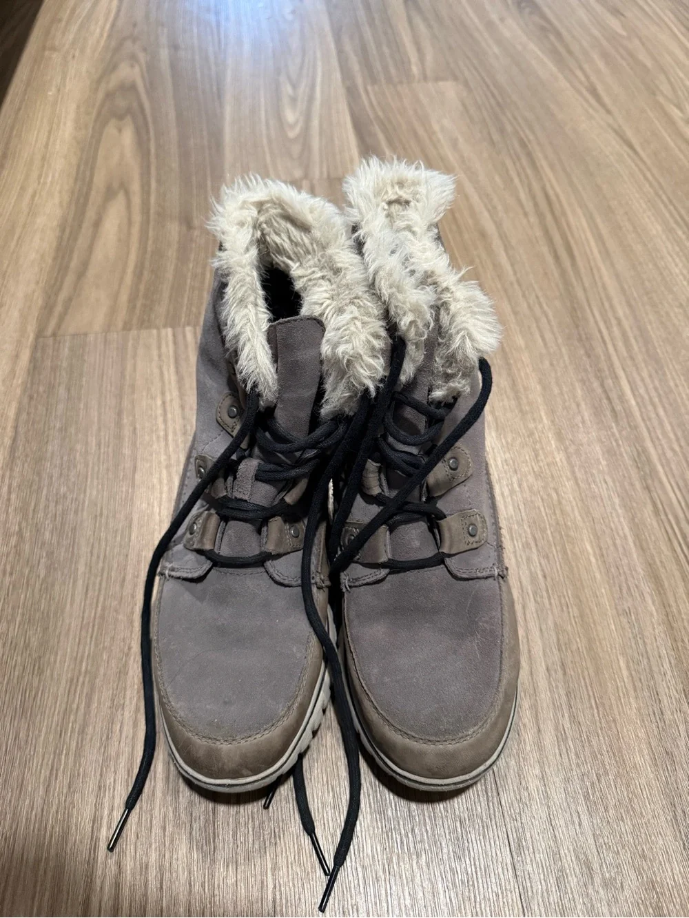Sorel men lace
